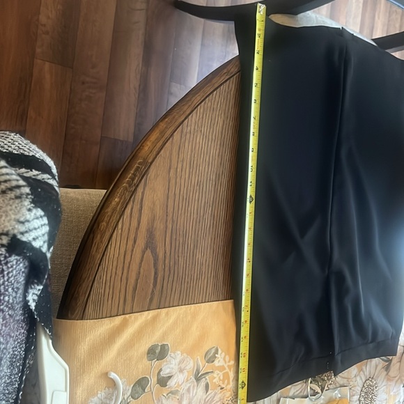 DKNY front closure black skirt - Picture 8 of 8